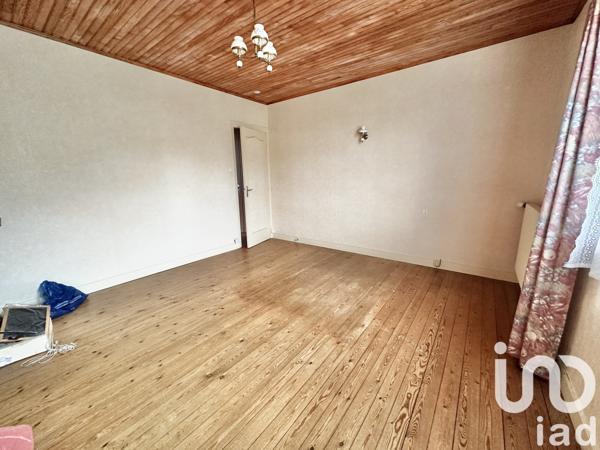 House for sale 4 rooms 94 m² Bricquebec-en-Cotentin