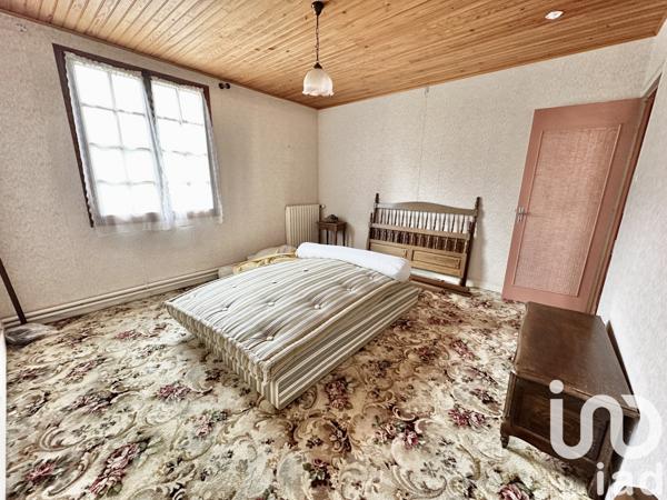 House for sale 4 rooms 94 m² Bricquebec-en-Cotentin