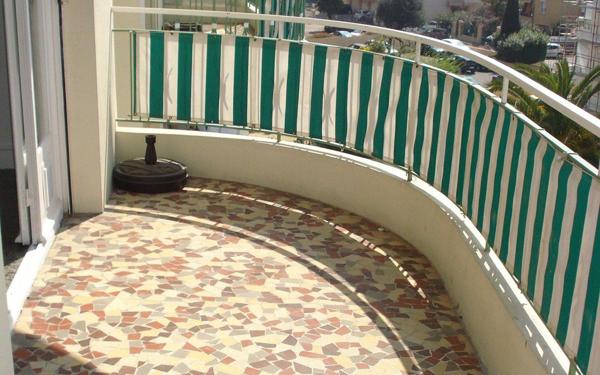 Appartement à louer    1 pièce •  Cagnes-sur-Mer