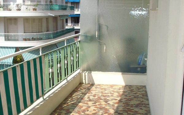 Appartement à louer    1 pièce •  Cagnes-sur-Mer