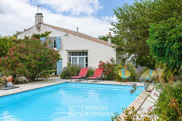Charmante maison familiale avec dépendances et piscine
