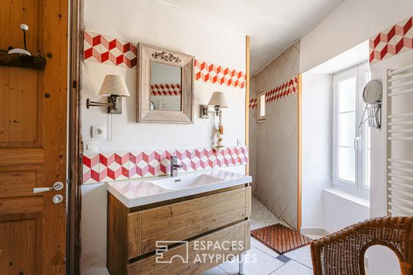 Charmante maison familiale avec dépendances et piscine