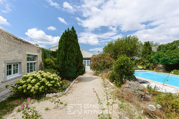 Charmante maison familiale avec dépendances et piscine