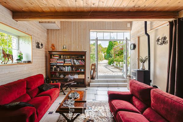 Charmante maison familiale avec dépendances et piscine