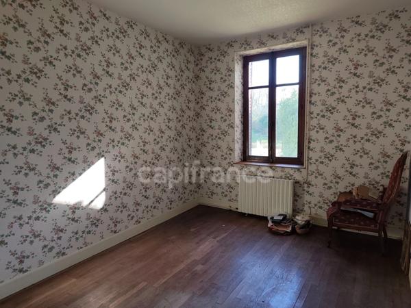 A vendre maison 6 pièces avec jardin TOULON SUR ARROUX (71)