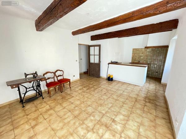 Maison de ville à vendre à Pierrevert dans les Alpes-de-Haute-Provence (04860), ref : 025/1927 Maison de ville à vendre à Pierrevert dans les Alpes-de-Haute-Provence (04860), ref : 025/1927 Maison de ville à vendre à Pierrevert dans les Alpes-de-Haute-Provence (04860), ref : 025/1927