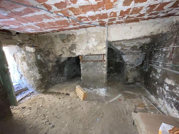 Maison de ville à vendre à Pierrevert dans les Alpes-de-Haute-Provence (04860), ref : 025/1927 Maison de ville à vendre à Pierrevert dans les Alpes-de-Haute-Provence (04860), ref : 025/1927 Maison de ville à vendre à Pierrevert dans les Alpes-de-Haute-Provence (04860), ref : 025/1927