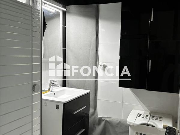 Location Appartement 3 pièces 58 m² - 15 RUE DU DOCTEUR MESSINES Agen 47000