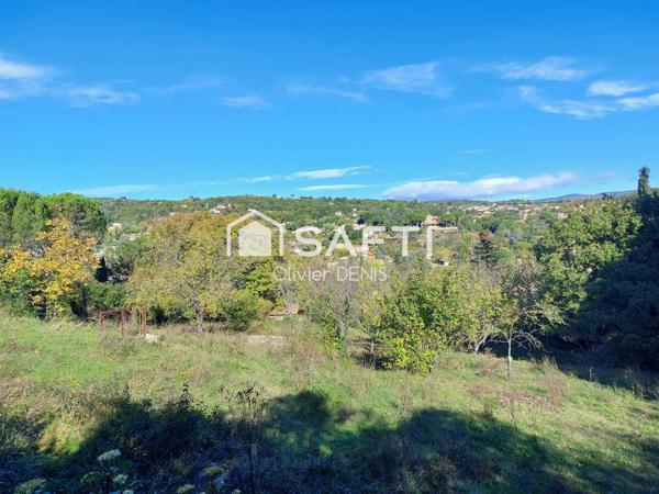 Terrain constructible à vendre