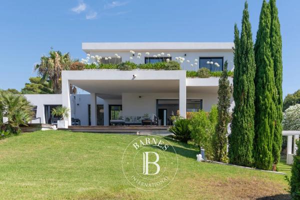Sainte-Lucie-de-Porto-Vecchio, Villa 4 Chambres -  350 m² à vendre