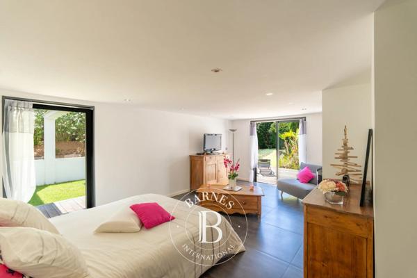 Sainte-Lucie-de-Porto-Vecchio, Villa 4 Chambres -  350 m² à vendre