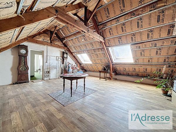 Maison Saint Baudelle 7 pièce(s) 142.70 m2