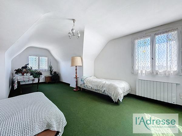 Maison Saint Baudelle 7 pièce(s) 142.70 m2