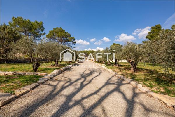 SOMPTUEUSE VILLA DE PLAIN PIED AU CALME SANS VIS A VIS