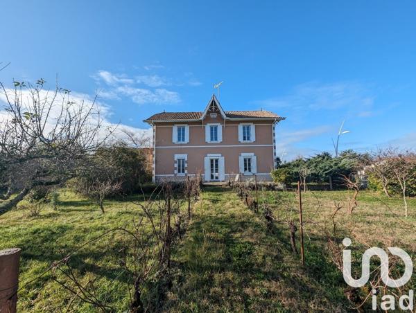 Demeure 7 pièces de 205 m² à Sanguinet (40460)