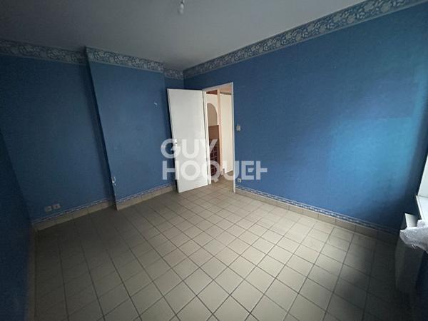 A VENDRE à CALAIS - Appartement en RDC environ 33 M² - 1 chambre.