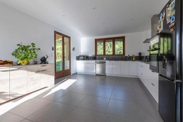 Vente Maison 6 pièces 132 m2 à Les Avenières Veyrins-Thuellin