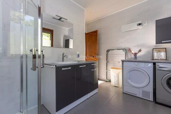 Vente Maison 6 pièces 132 m2 à Les Avenières Veyrins-Thuellin