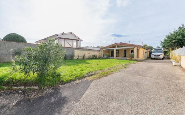 Maison à vendre    2 pièces •  Saint-Paul-en-Jarez