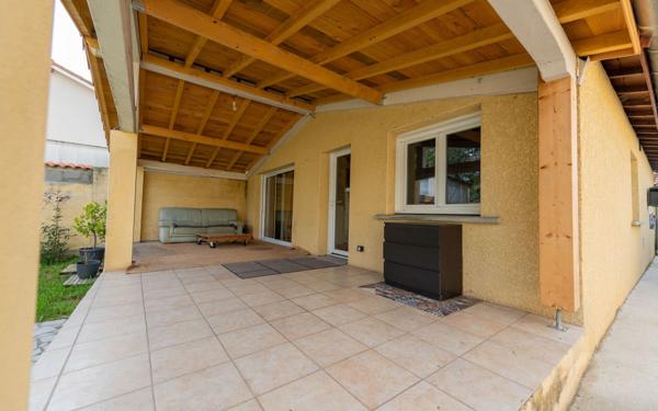 Maison à vendre    2 pièces •  Saint-Paul-en-Jarez