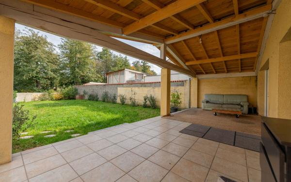 Maison à vendre    2 pièces •  Saint-Paul-en-Jarez