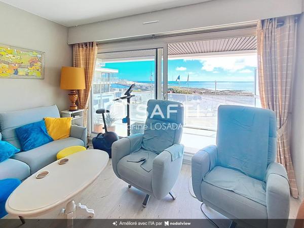 Appartement 2 chambres au premier étage avec vue mer
