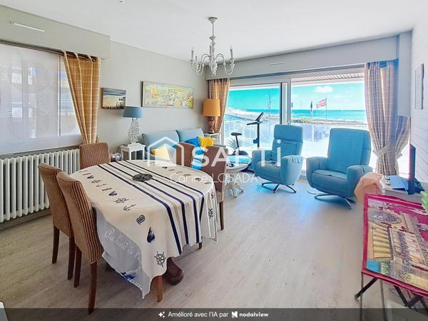 Appartement 2 chambres au premier étage avec vue mer