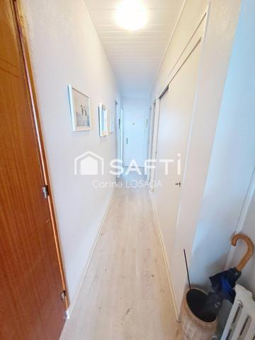 Appartement 2 chambres au premier étage avec vue mer