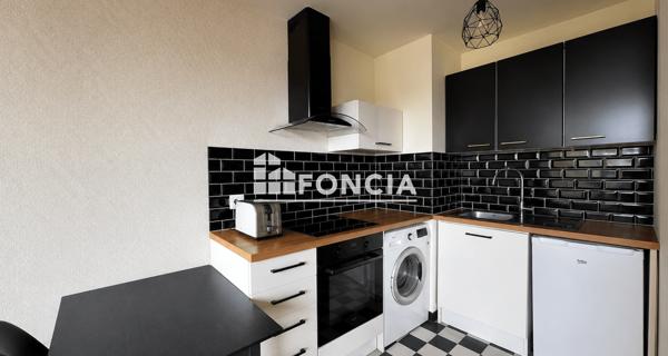 Location Studio 31.26 m² - Rennes 35000