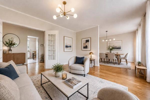 T3 traversant Est/Ouest 78,29 m² /balcon / Garage