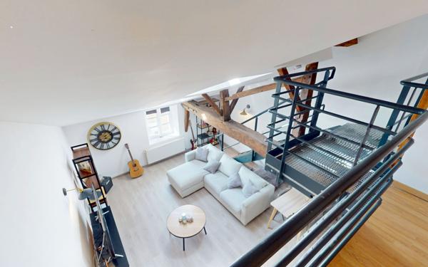 Appartement à vendre    2 pièces • 52 m2 Marange-Silvange