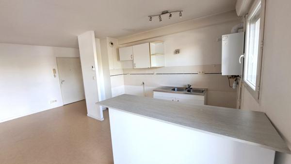 VENTE APT 3 PIECES LIBRE SECTEUR  LYCEE KYOTO