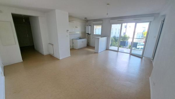 VENTE APT 3 PIECES LIBRE SECTEUR  LYCEE KYOTO