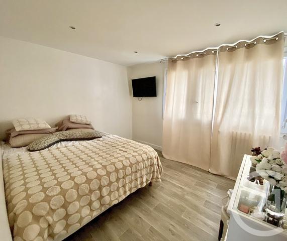 Appartement F4 à vendre  4 pièces - 65 m2 ST ETIENNE - 42