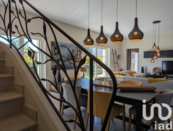 Maison à vendre 6 pièces 192 m² Antibes
