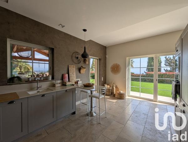 Maison à vendre 6 pièces 192 m² Antibes
