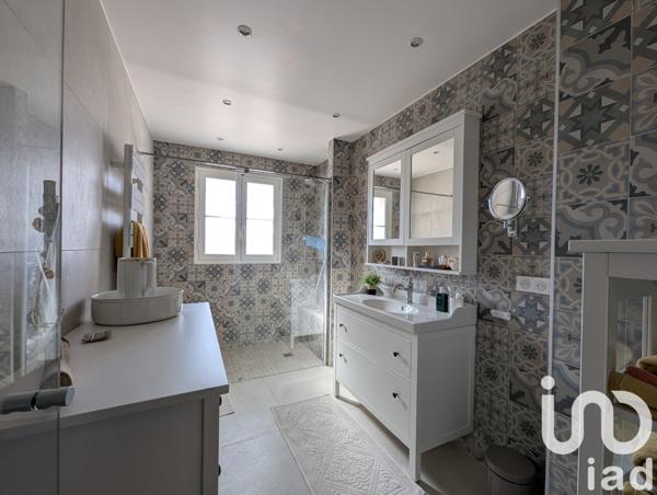 Maison à vendre 6 pièces 192 m² Antibes