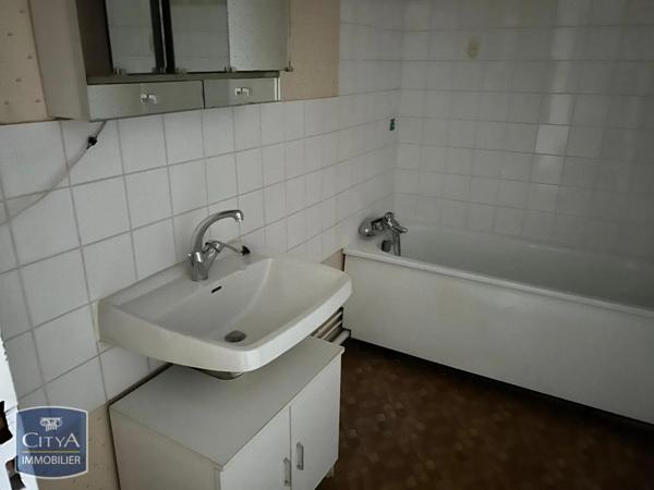 Appartement à louer 4 pièces 76.38m²