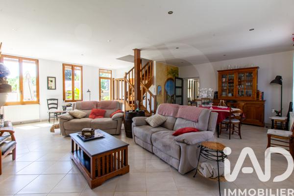 Maison à vendre 10 pièces 199,44 m² Agnetz