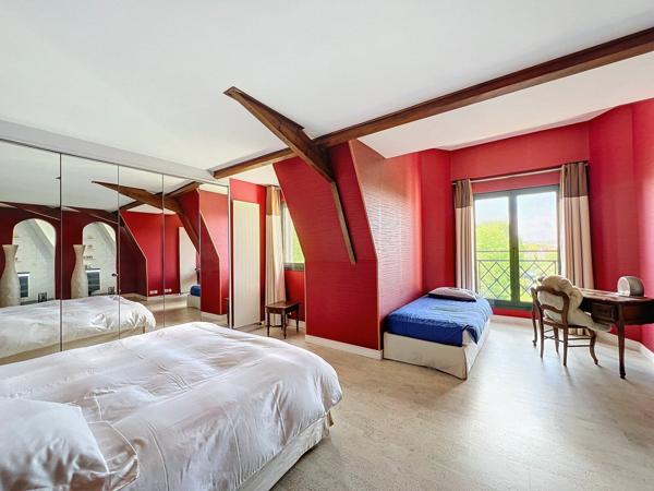 Maison à vendre    5 pièces • 236 m2 Bry-sur-Marne