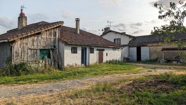 Propriété Charroux 9 pièces 189 m2