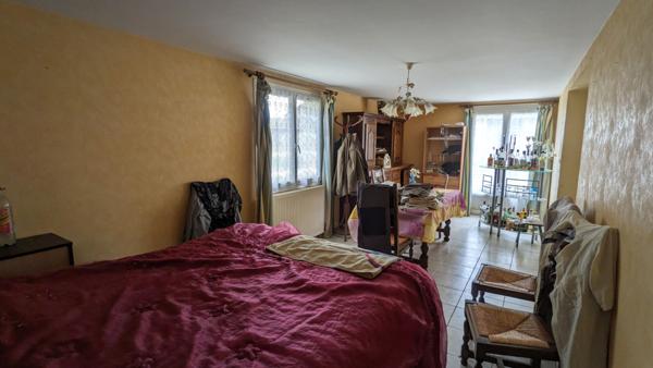 Propriété Charroux 9 pièces 189 m2