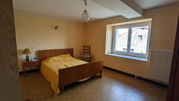 Propriété Charroux 9 pièces 189 m2