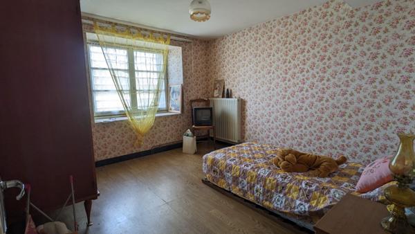 Propriété Charroux 9 pièces 189 m2