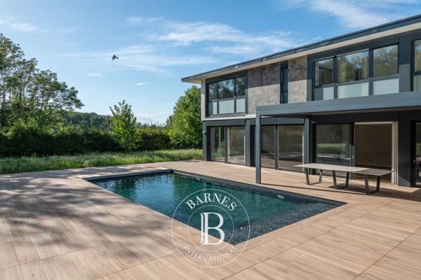 Écully, Maison 5 Chambres -  448 m² à vendre