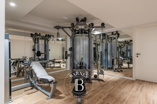 Écully, Maison 5 Chambres -  448 m² à vendre