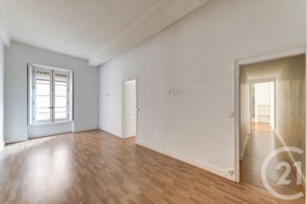 Appartement F3 à vendre  3 pièces - 106,93 m2 LYON - 69002