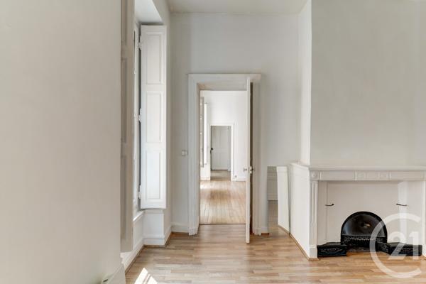 Appartement F3 à vendre  3 pièces - 106,93 m2 LYON - 69002