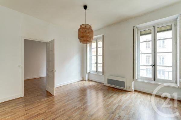 Appartement F3 à vendre  3 pièces - 106,93 m2 LYON - 69002