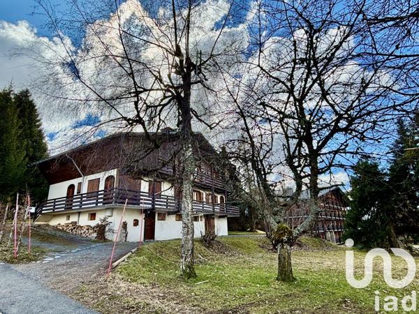 Châlet 9 pièces de 167 m² à Crest-Voland (73590)